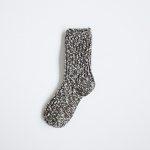 gray knit 